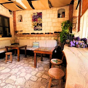 Bed & Breakfast Alayaz ***